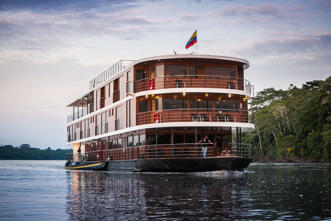 amazon river cruise ships