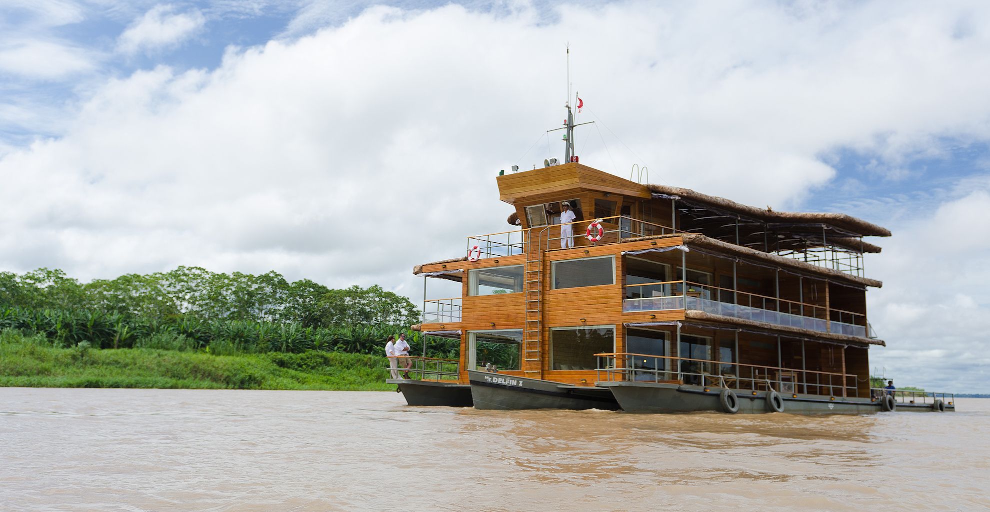 Delfin Amazon Cruise