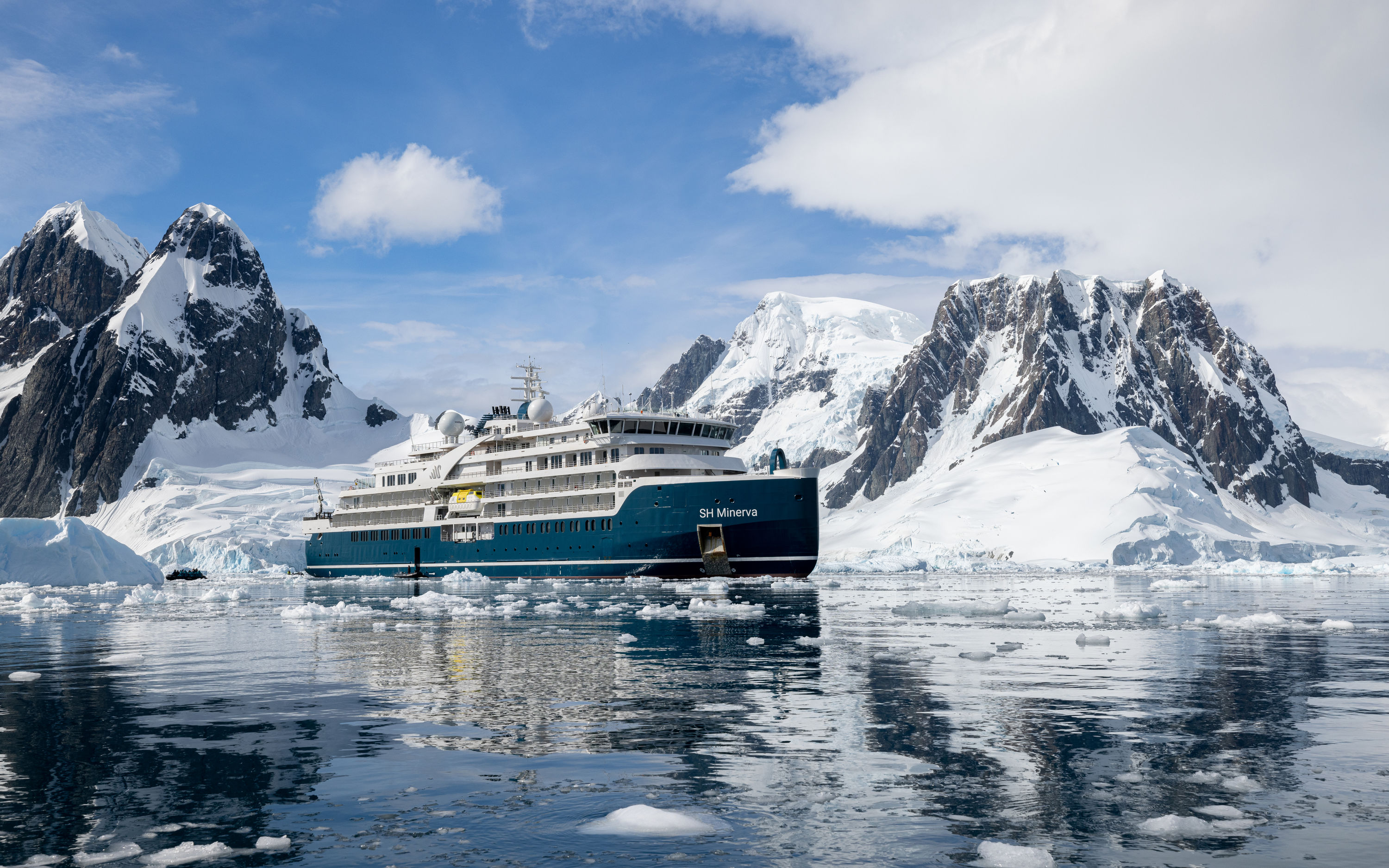 antarctic cruise companies