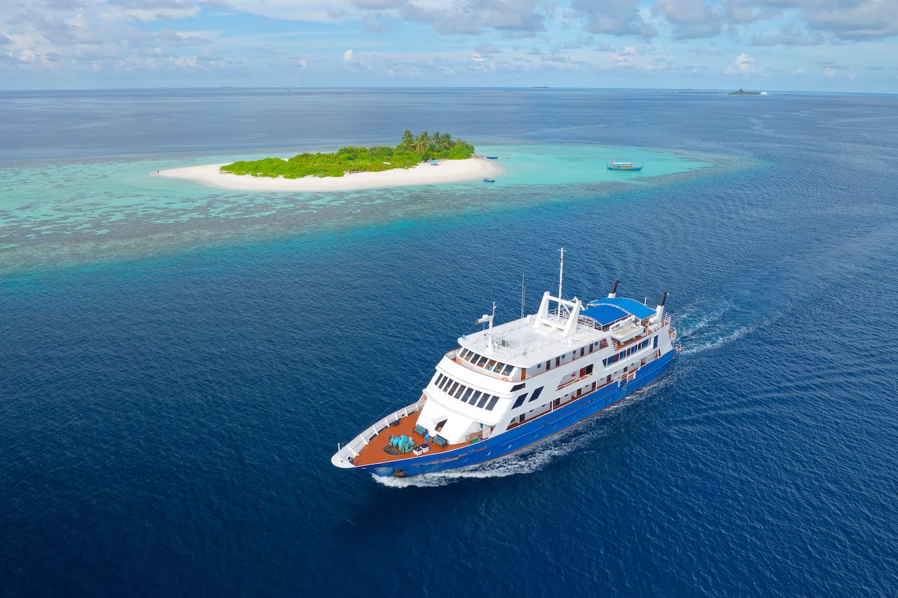 cruise ship for maldives