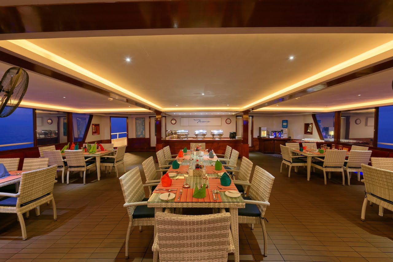 Yasawa Princess Dining Room