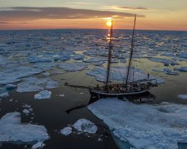 Experience Greenland Sailing Expedition Photo 2