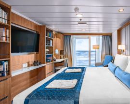South Shetland Islands & Antarctic Peninsula Photo 10